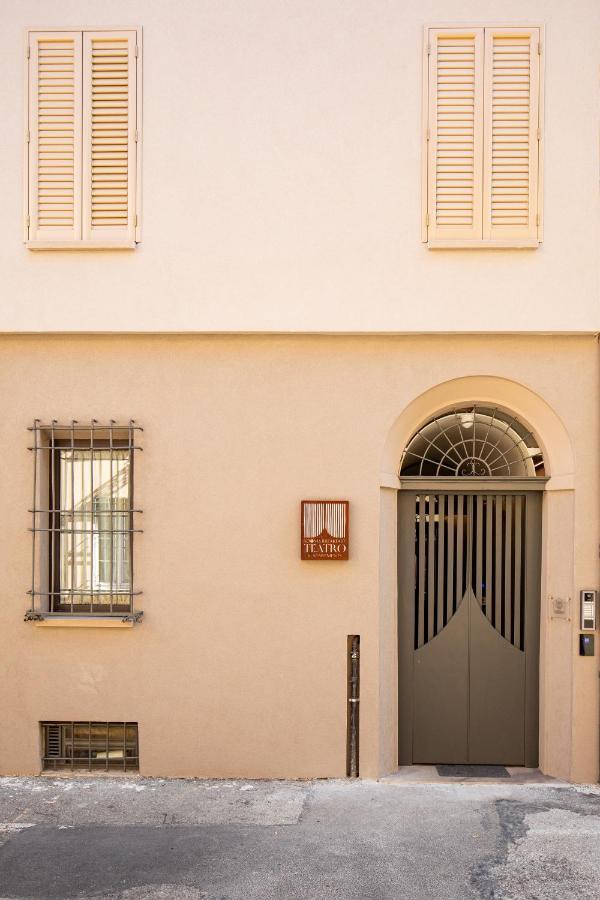 Rb Del Teatro&Apartaments Imola Exteriör bild
